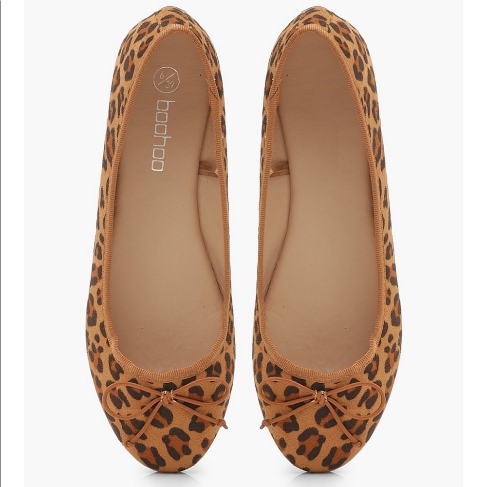 Boohoo Leopard Print Ballet Flats Sz 7
